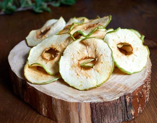 تصویر 4 از سیب خشک سبز طبیعی برای ترکیب با آجیل و دسر ها